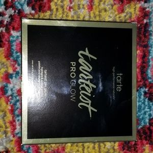 NIB Tarte Pro Glow Palette